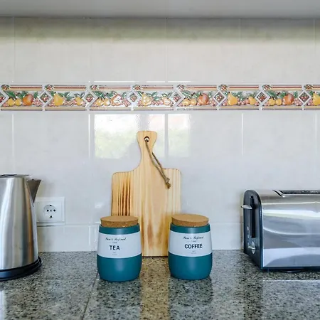 Margarida - Heatable Pool & Center 別荘