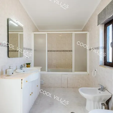 Margarida - Heatable Pool & Center בית נופש אלבופיירה