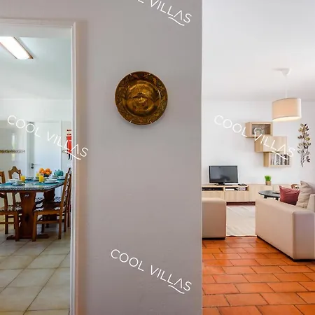 בית נופש Margarida - Heatable Pool & Center